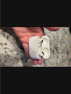 Apple White AirPods Pro with Charging Case